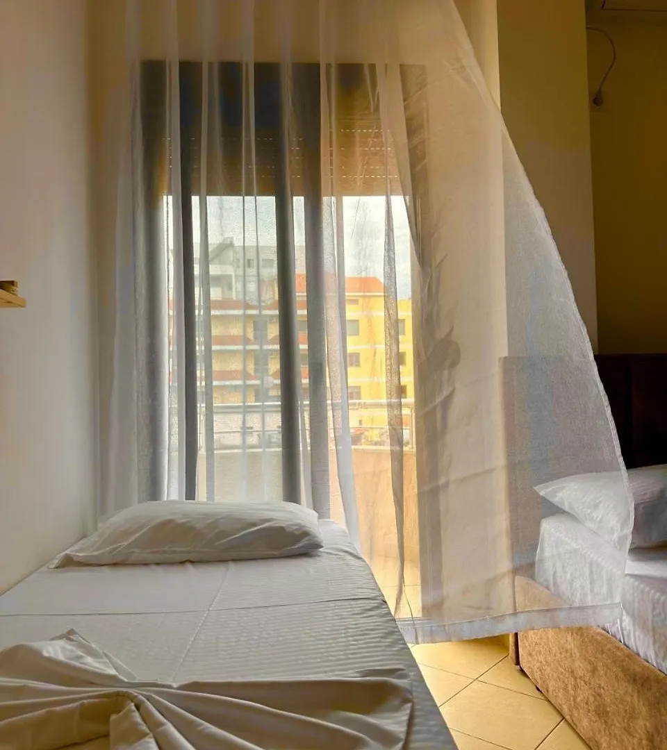 Vila Mare Shëngjin
